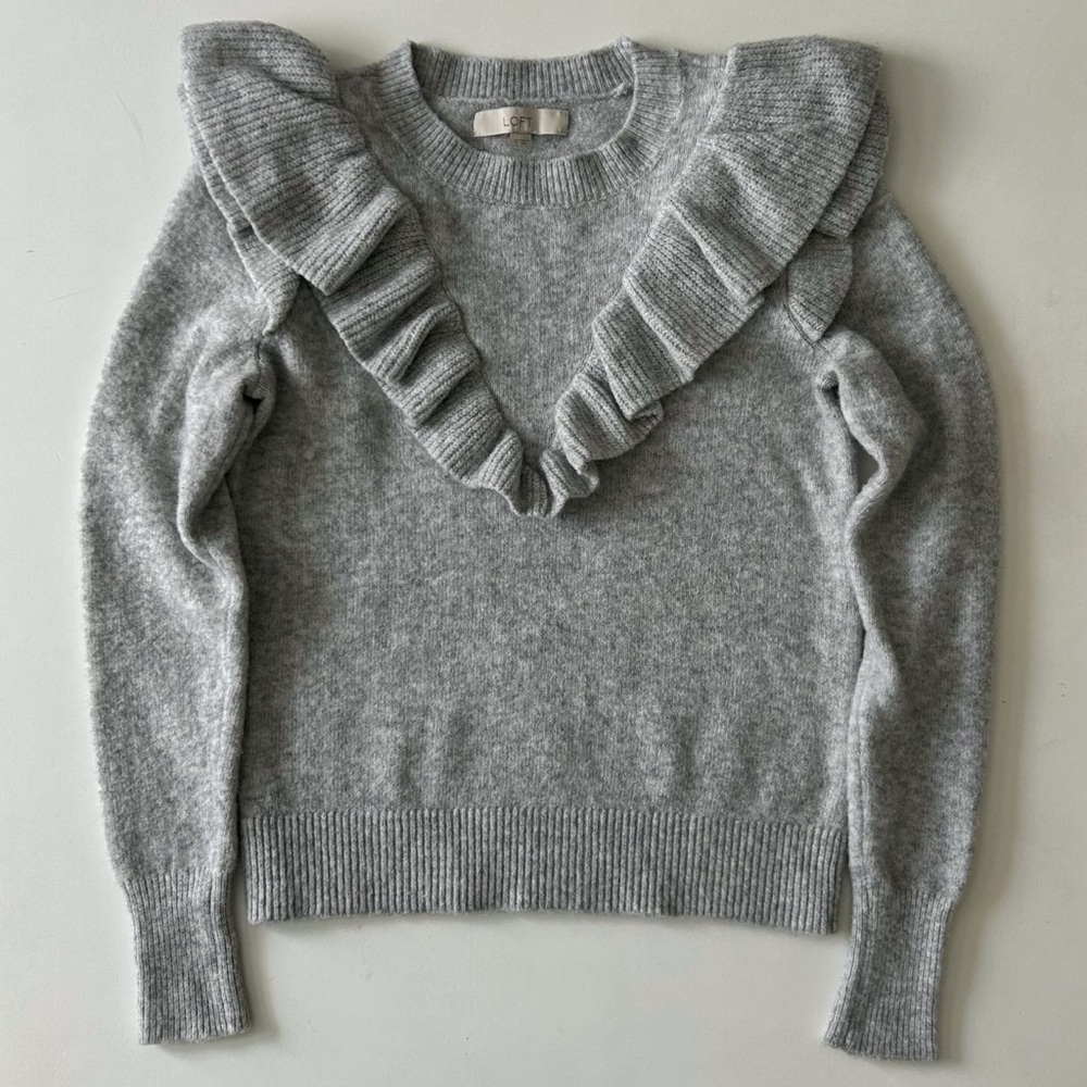 LOFT Gray Ruffle Trim Knit Sweater Puff Sleeves Fall/Winter Size XS